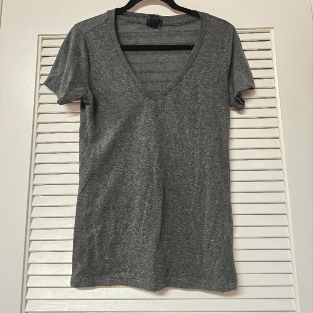Grey Short-Sleeve V-Neck Top